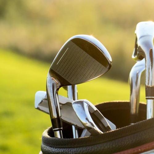 Find your perfect fit at Berkshire Ballantyne golf clubs in a bag